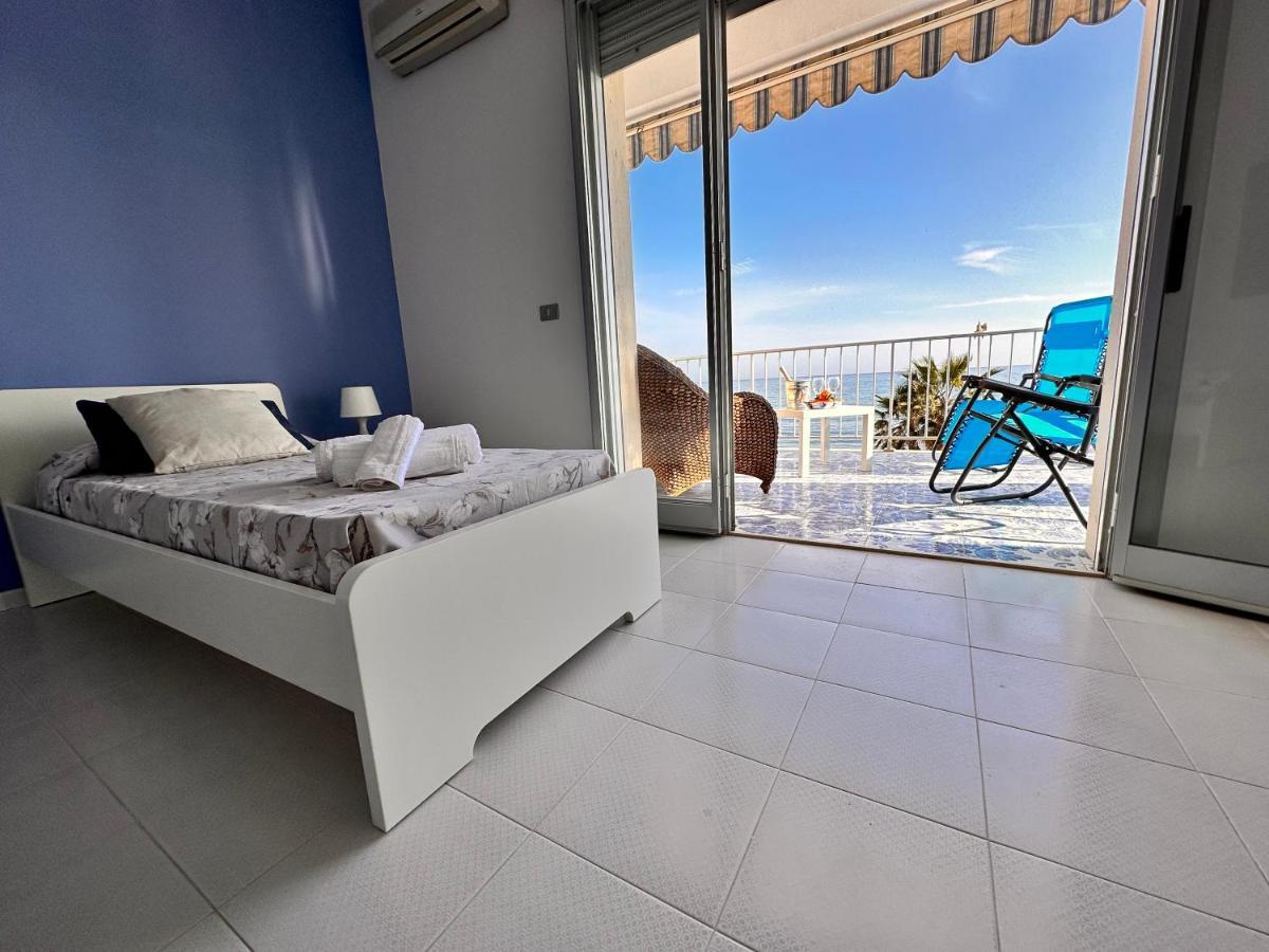 Апартаменты La Terrazza Sul Mare Шакка Экстерьер фото